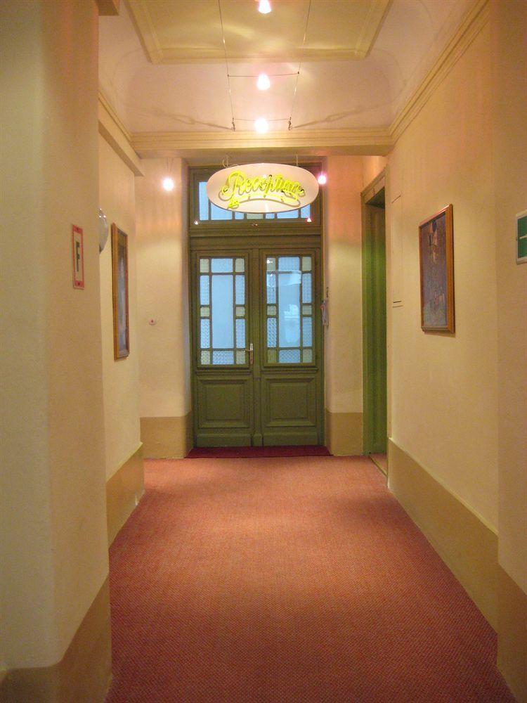 Amelie Apartment Hotel Vienna Exterior photo